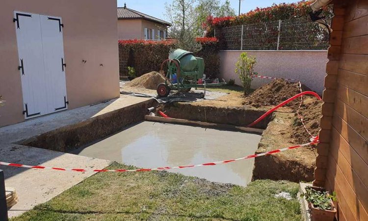 Aménagement de piscine - Chaponnay - Carles Services